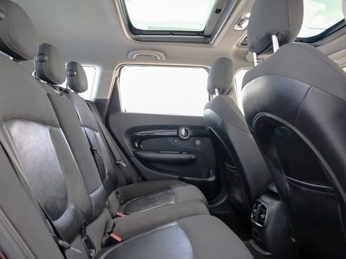Used 2019 MINI Cooper Clubman S image 28
