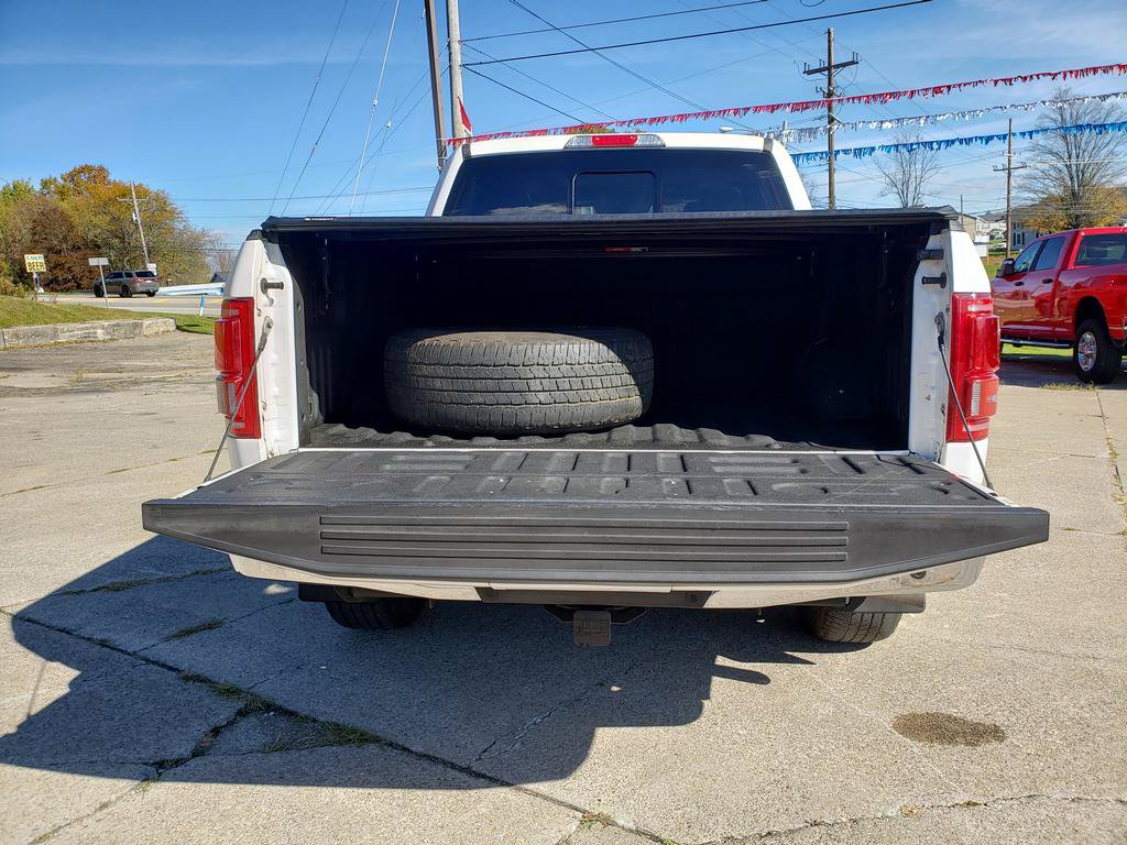 Used 2015 Ford F150 Lariat w/ Equipment Group 502A Luxury AWD/4WD image 5