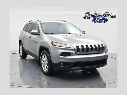 Used 2016 Jeep Cherokee Latitude w/ Safety/Convenience Group
