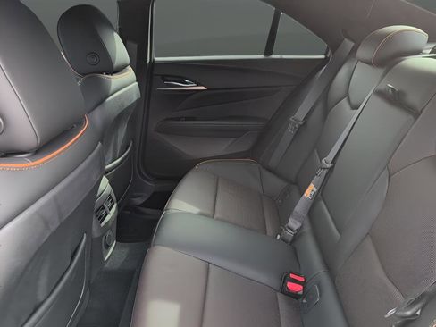 Used 2022 Cadillac CT4 V w/ LPO, ONYX Package image 20