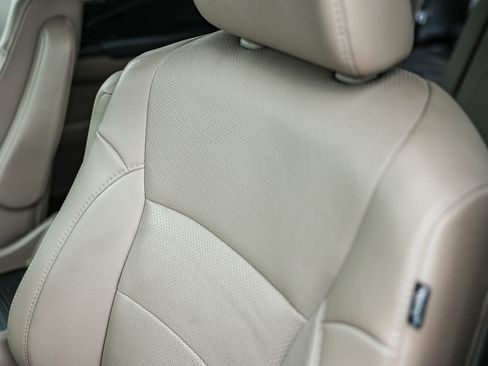 Used 2016 Honda Pilot Elite image 33