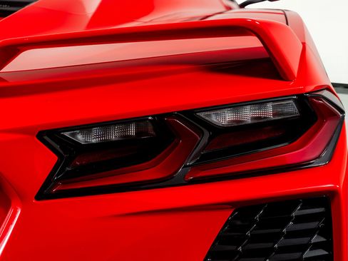 Used 2020 Chevrolet Corvette Stingray Convertible w/ 1LT image 14