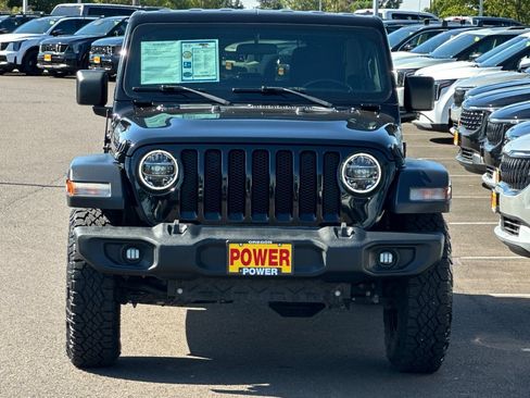 Used 2020 Jeep Wrangler Unlimited Sport AWD/4WD image 9