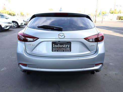 Used 2018 MAZDA MAZDA3 Grand Touring FWD image 5