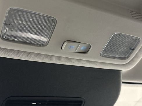 Used 2025 Ford Escape Platinum image 51