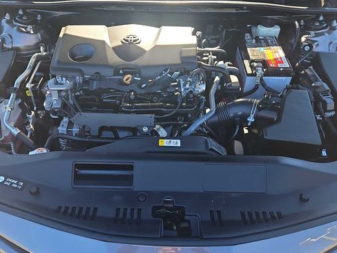 Used 2022 Toyota Camry XSE image 18