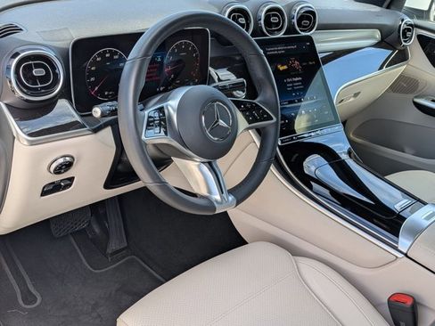 Used 2026 Mercedes-Benz GLC 300 4MATIC image 10