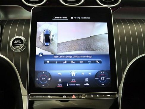 Used 2024 Mercedes-Benz GLC 300 4MATIC image 26