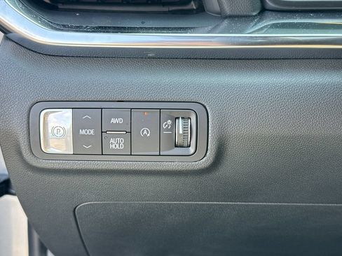 New 2026 GMC Terrain Elevation w/ Elevation Premium Package AWD/4WD image 19