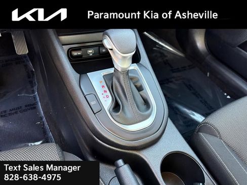 Used 2024 Kia Forte LXS image 27