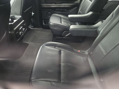 Used 2020 Ford Expedition XLT w/ Equipment Group 202A RWD image 13