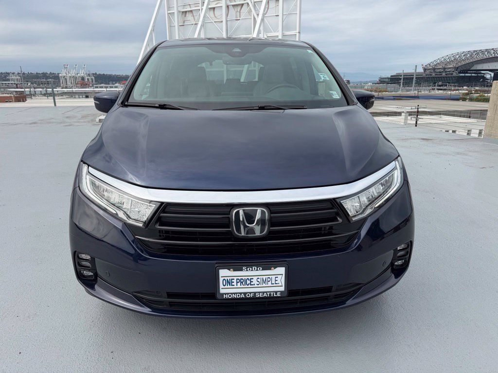 Used 2023 Honda Odyssey Elite image 8
