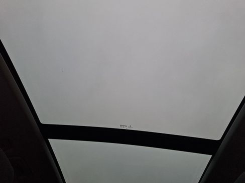 Used 2020 Audi Q5 e Prestige w/ Prestige Package image 14