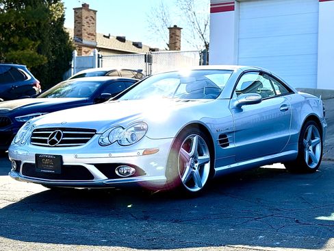 Used 2008 Mercedes-Benz SL 55 AMG w/ P1 Pkg image 3