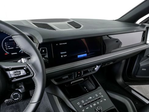 New 2026 Porsche Cayenne AWD image 13