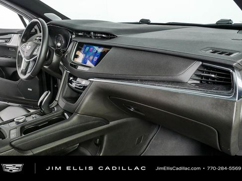 Certified 2023 Cadillac XT5 Premium Luxury w/ Technology Package FWD image 24