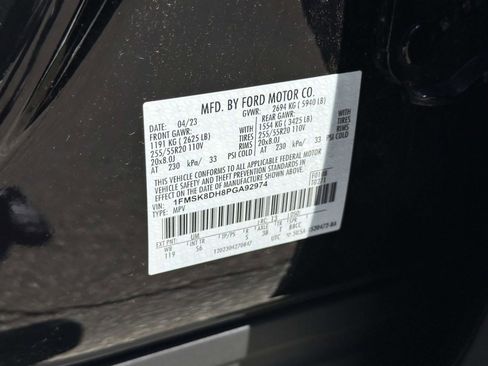 Certified 2023 Ford Explorer XLT w/ Equipment Group 202A AWD/4WD image 15