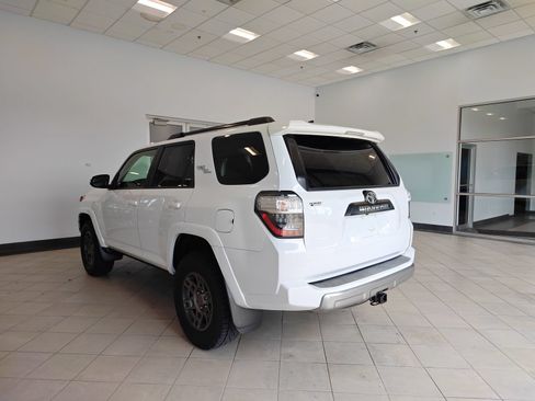 Used 2019 Toyota 4Runner TRD Off-Road Premium AWD/4WD image 5