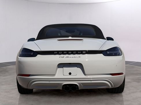 Certified 2024 Porsche 718 Boxster S image 9