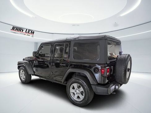 Used 2018 Jeep Wrangler Unlimited Sport S AWD/4WD image 5