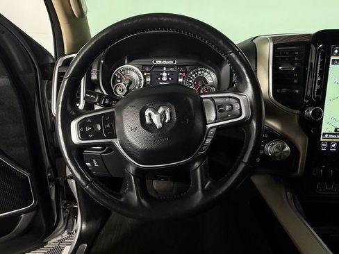 Used 2020 RAM 1500 Laramie AWD/4WD image 17