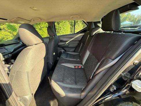 Used 2020 Nissan Kicks S FWD image 43