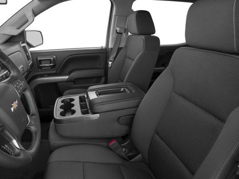 Used 2018 Chevrolet Silverado 1500 LT w/ All Star Edition AWD/4WD image 6