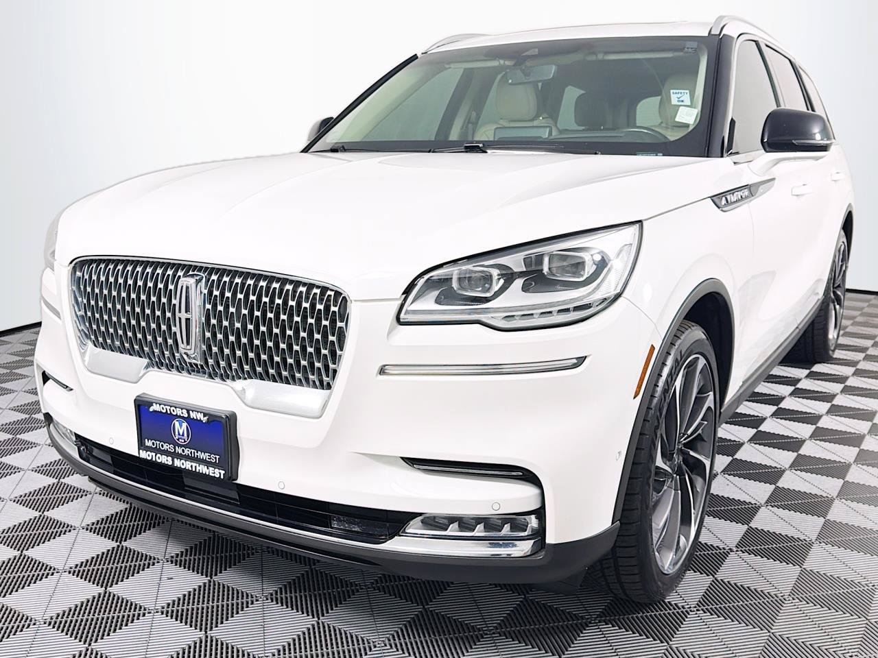 Used 2020 Lincoln Aviator Reserve w/ Equipment Group 202A AWD/4WD image 5