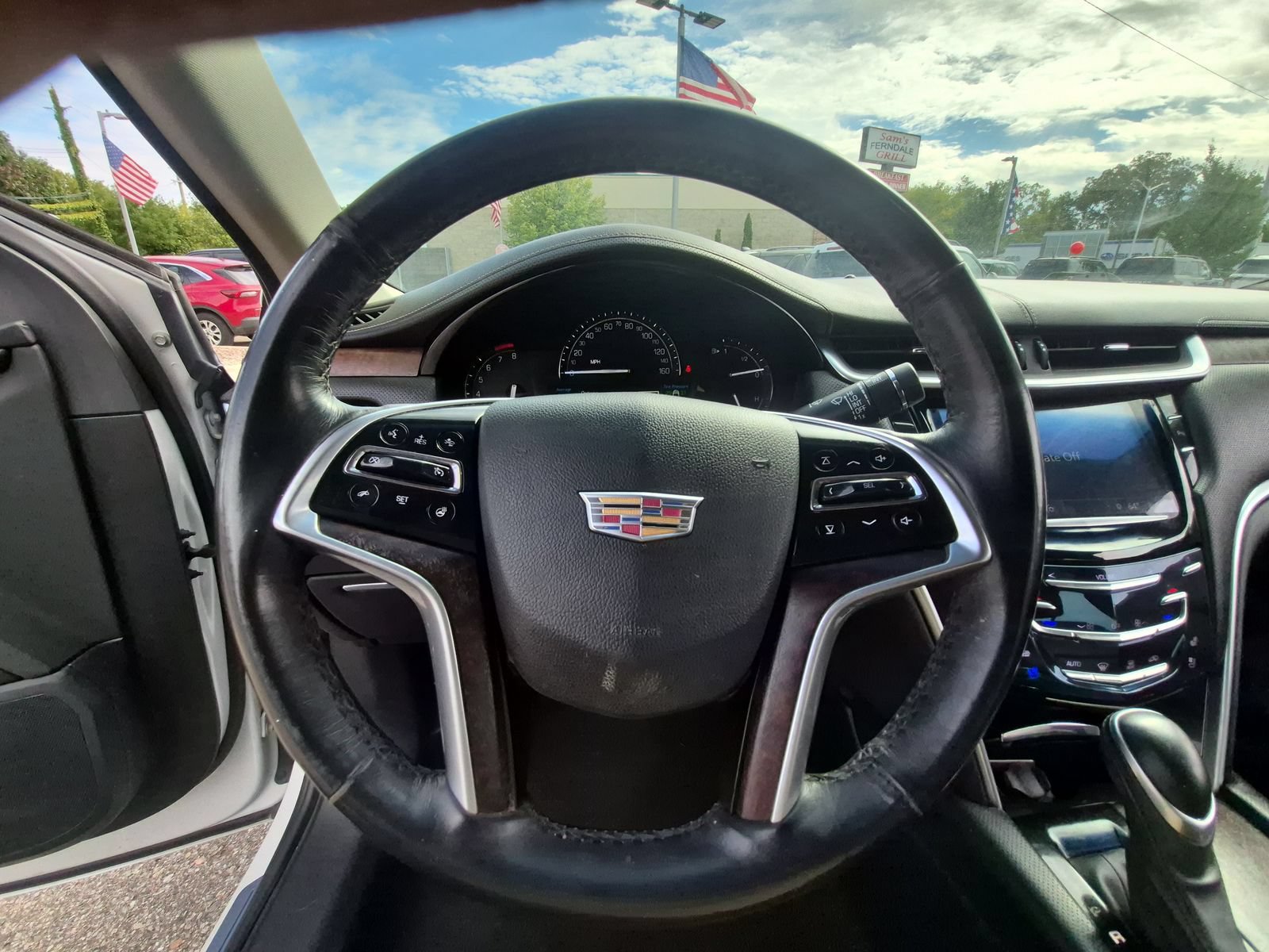 Used 2018 Cadillac XTS Luxury w/ Driver Awareness Package AWD/4WD image 23