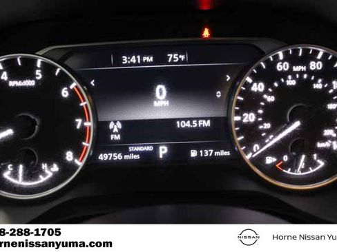 Used 2023 Nissan Rogue SV FWD image 8