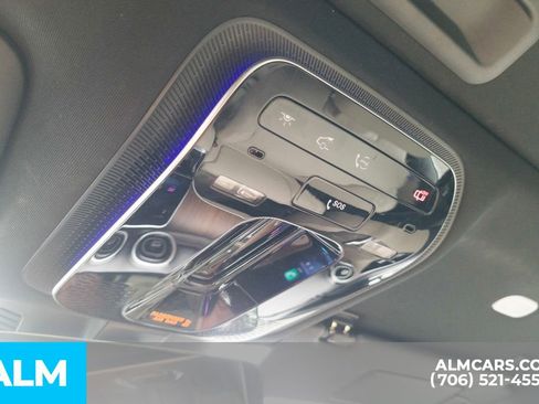 Used 2025 Mercedes-Benz C 300 Sedan image 36