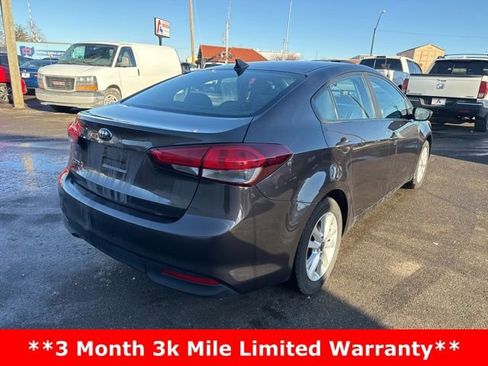 Used 2017 Kia Forte LX w/ LX Popular Package image 3