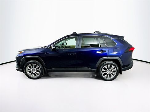 Certified 2023 Toyota RAV4 XLE Premium image 4