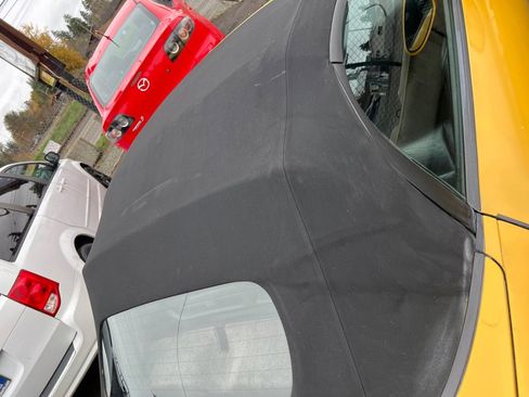 Used 2001 Porsche Boxster image 34