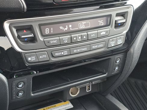 Used 2021 Honda Passport Elite image 25