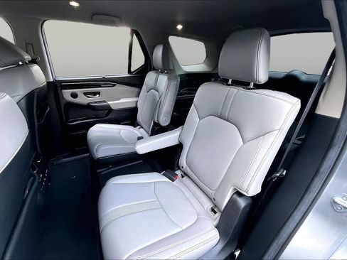 Used 2024 Honda Pilot EX-L image 18