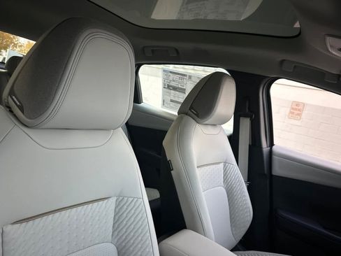 New 2026 Nissan Leaf Platinum+ image 19