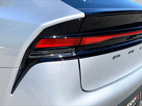 New 2026 Toyota Prius LE FWD image 14