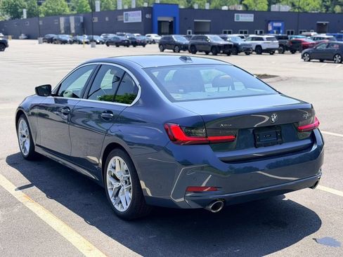 Used 2025 BMW 330i xDrive Sedan AWD/4WD image 3
