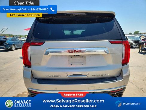 Used 2021 GMC Yukon Denali w/ Denali Premium Package AWD/4WD image 8