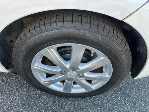 Used 2015 Toyota Yaris LE image 28