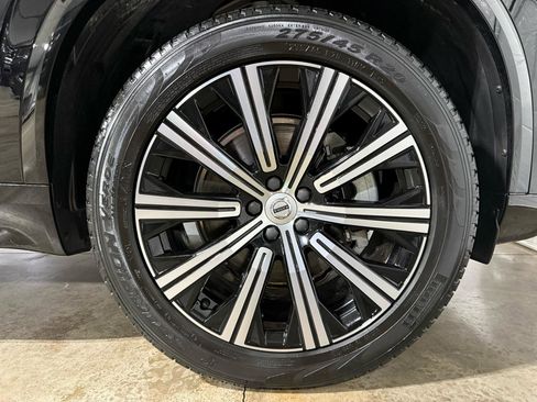 Used 2024 Volvo XC90 B5 Core AWD/4WD image 46