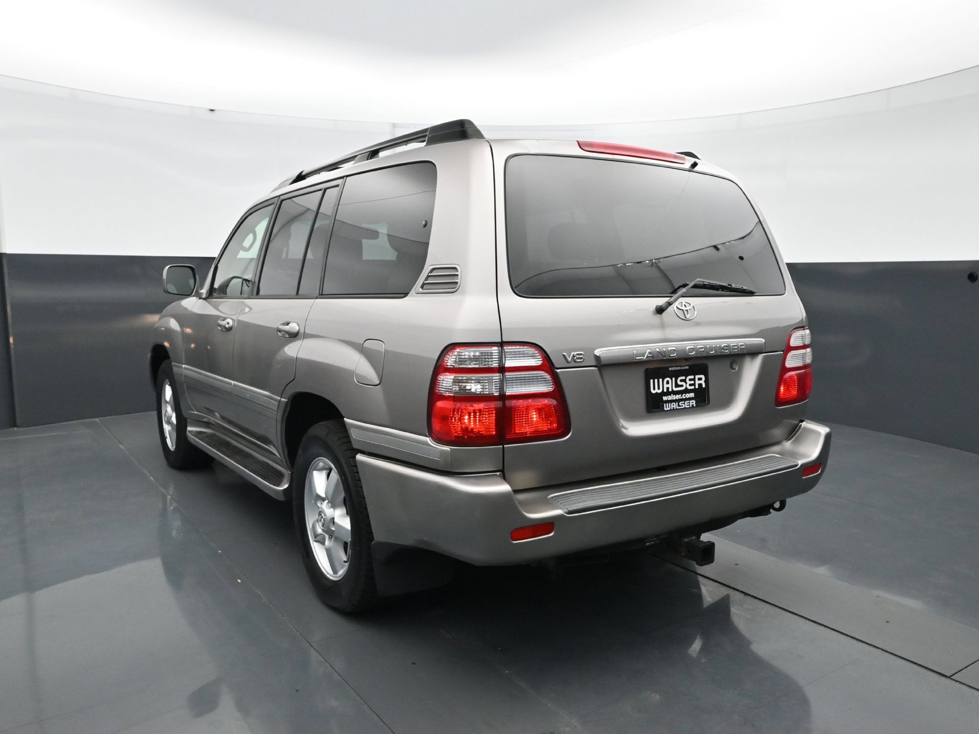 Used 2005 Toyota Land Cruiser AWD/4WD image 5