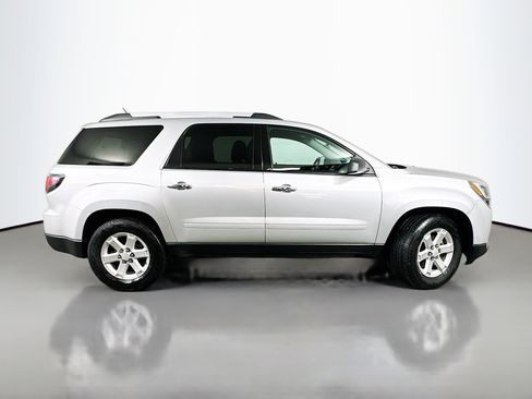 Used 2015 GMC Acadia SLE image 8