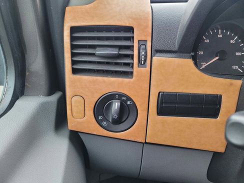 Used 2011 Mercedes-Benz Sprinter 3500 image 35