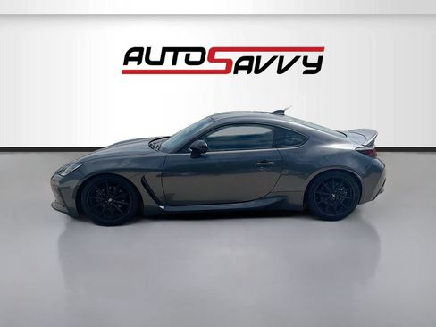 Used 2024 Toyota GR86 Premium RWD image 4