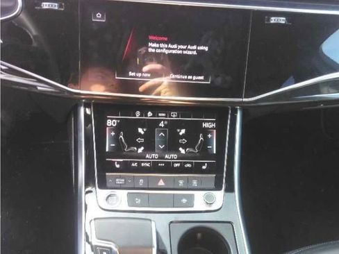 Used 2025 Audi Q7 3.0T Premium Plus AWD/4WD image 3