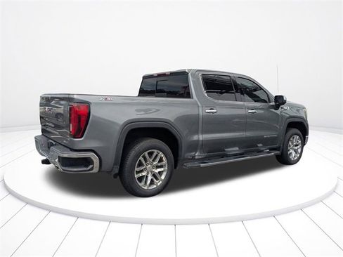 Used 2022 GMC Sierra 1500 SLT w/ SLT Premium Package image 9