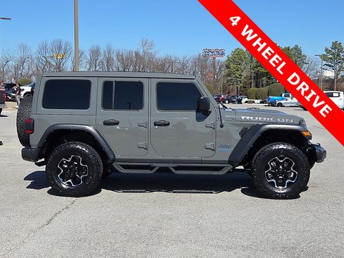 Used 2022 Jeep Wrangler Unlimited Rubicon 4xe image 5