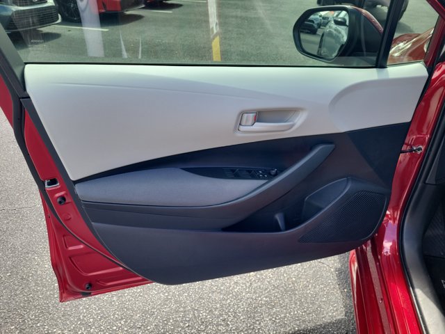 Used 2023 Toyota Corolla LE w/ LE Convenience Package FWD image 15